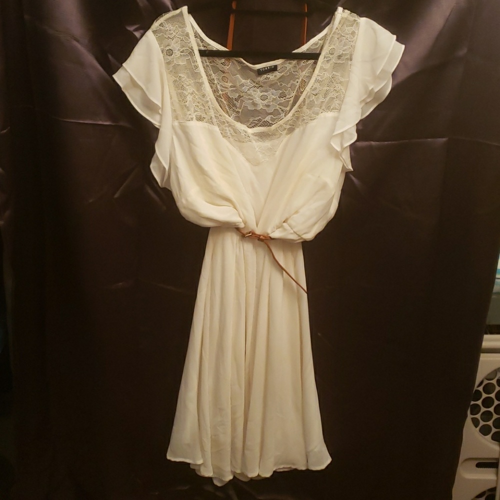 Torrid ivory dress w belt sz 3